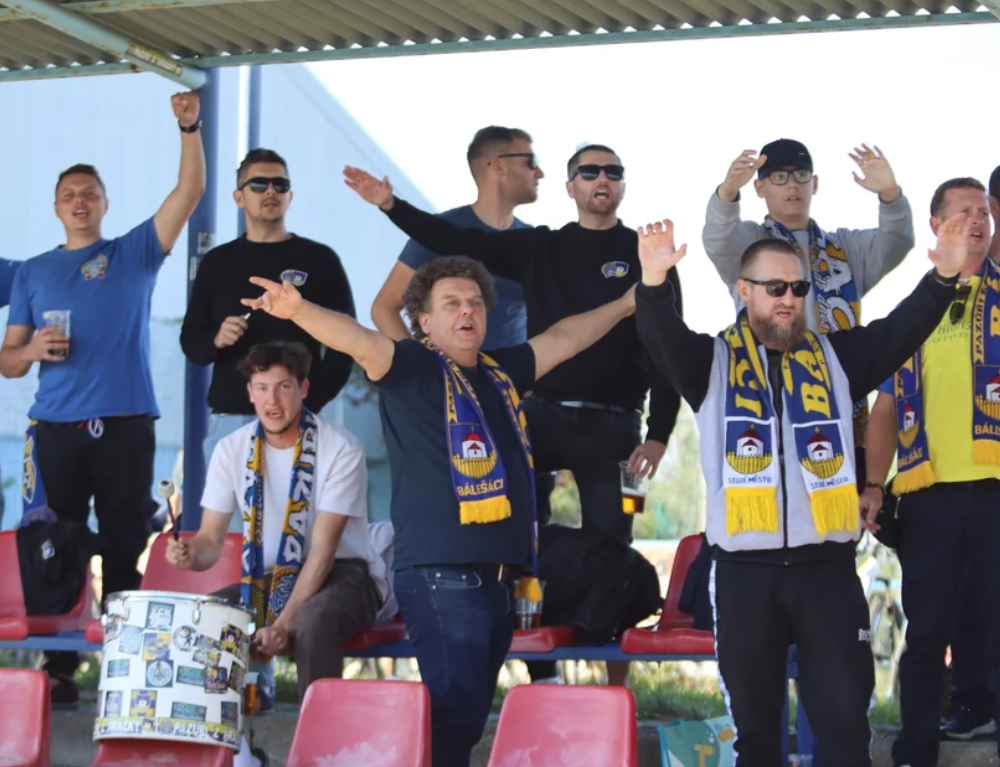 Zelený svlékl dres i Kunovice! Výhra Starého Města z derby letí do nemocnice